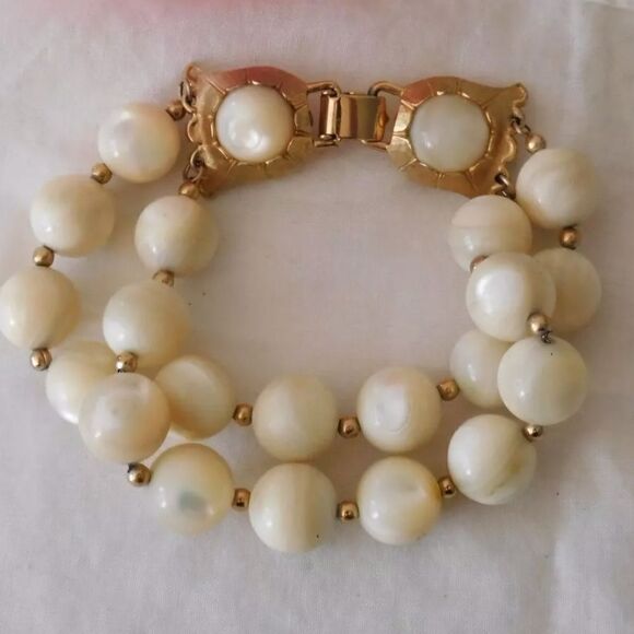 Napier Mother of Pearl Beaded Double Strand Vintage Bracelet - Picture 1 of 6